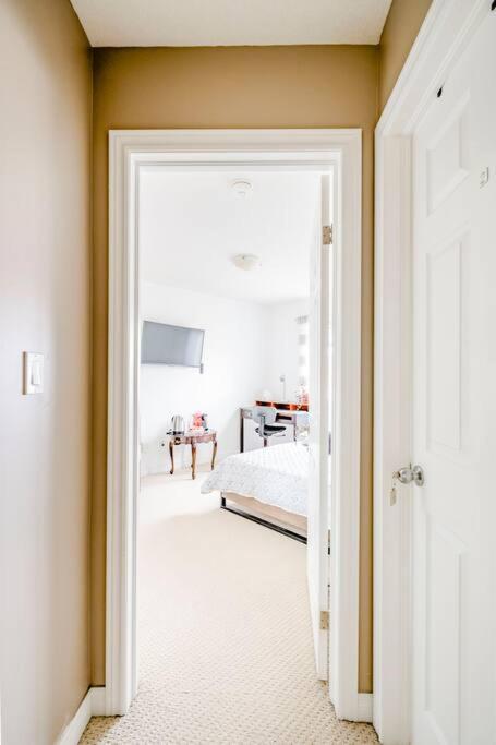 Nimo Homestay Guelph Ngoại thất bức ảnh