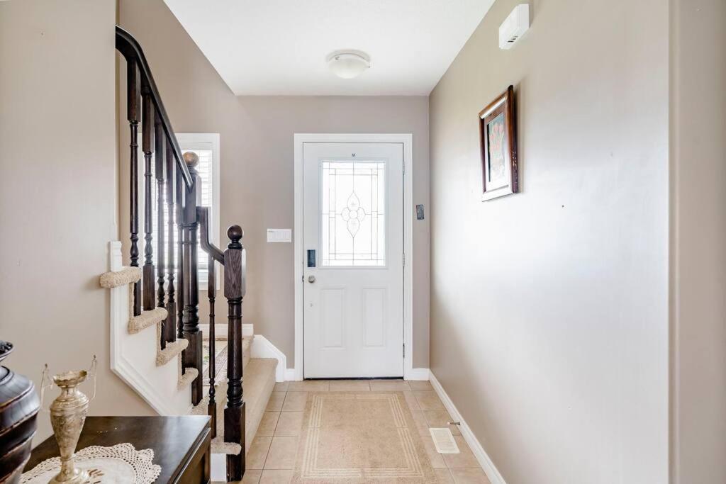 Nimo Homestay Guelph Ngoại thất bức ảnh
