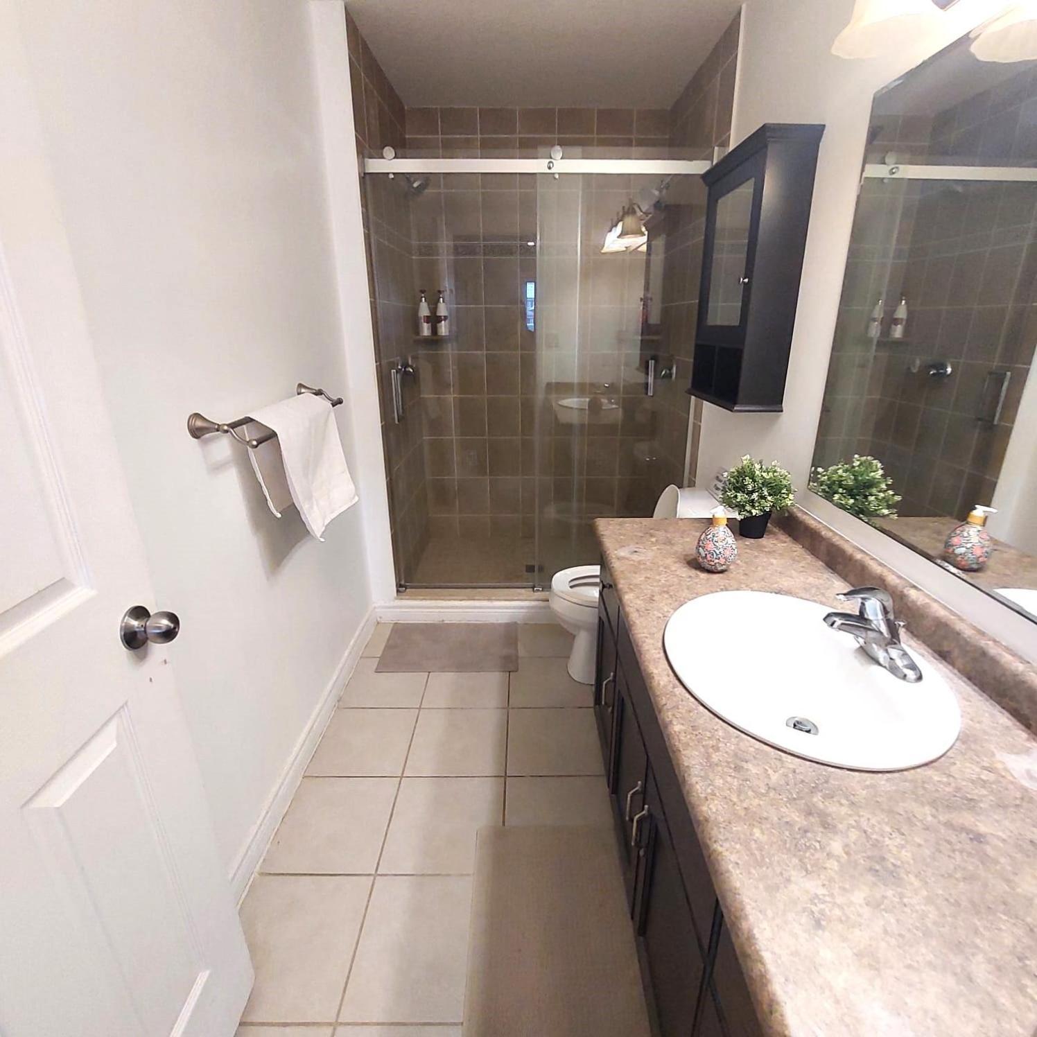 Nimo Homestay Guelph Ngoại thất bức ảnh